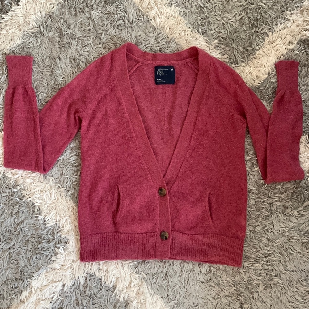 American Eagle Pink Sweater. Size M.